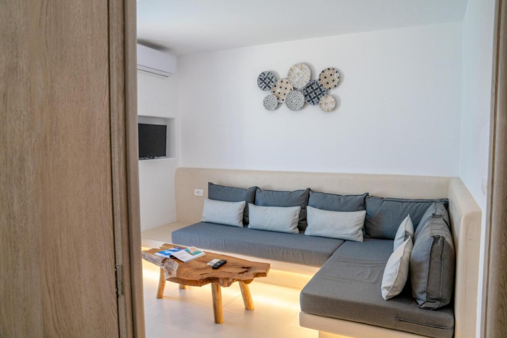 Oyster Luxury Suites