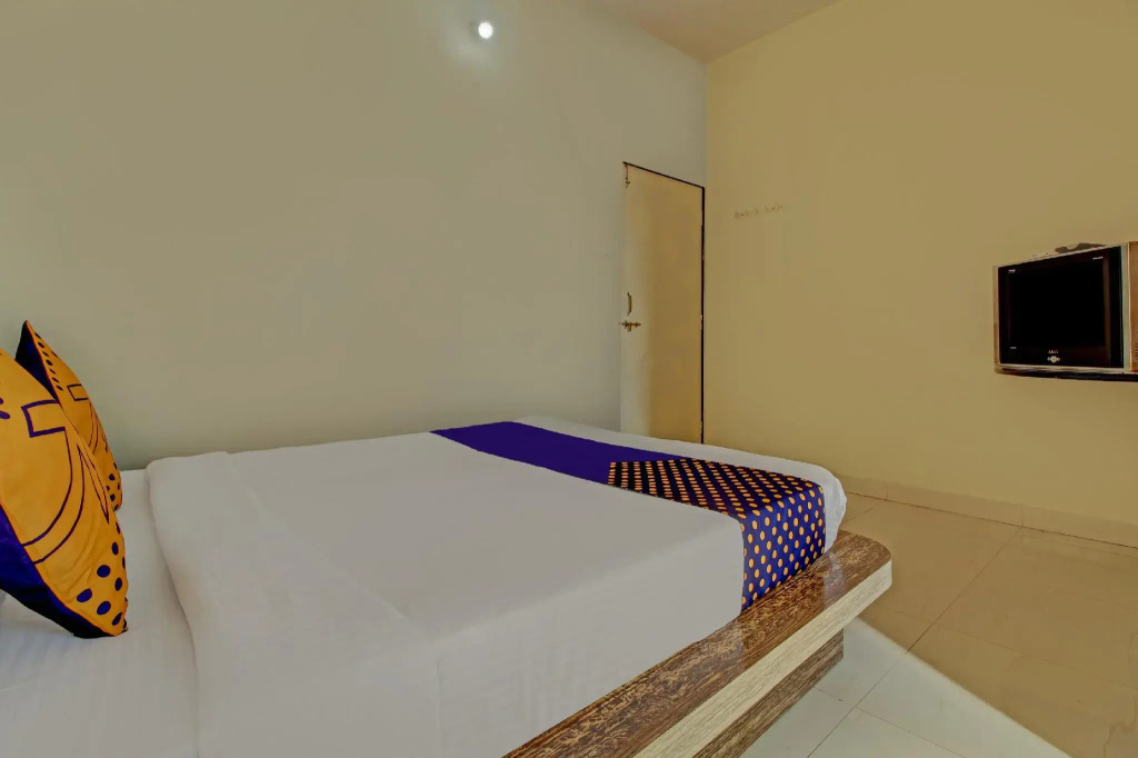 SPOT ON 77223 Saiprasad Inn