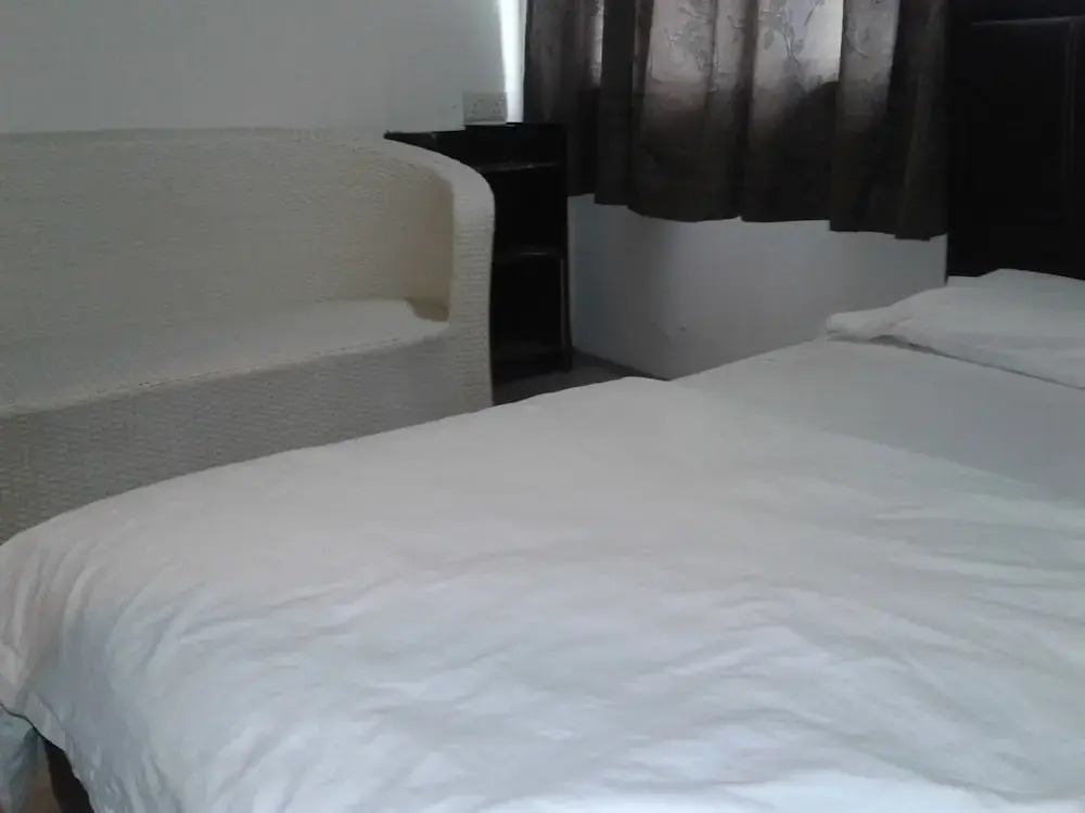 Lisora Hotel
