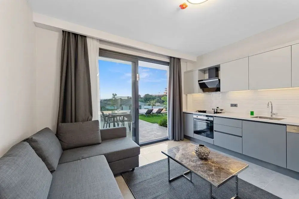 Saatli Suites