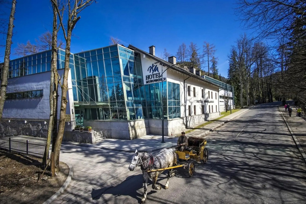 Hotel Murowanica