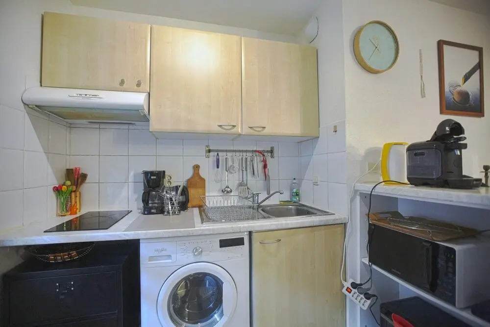 Bright apt With Garden and Parking Near Lyon