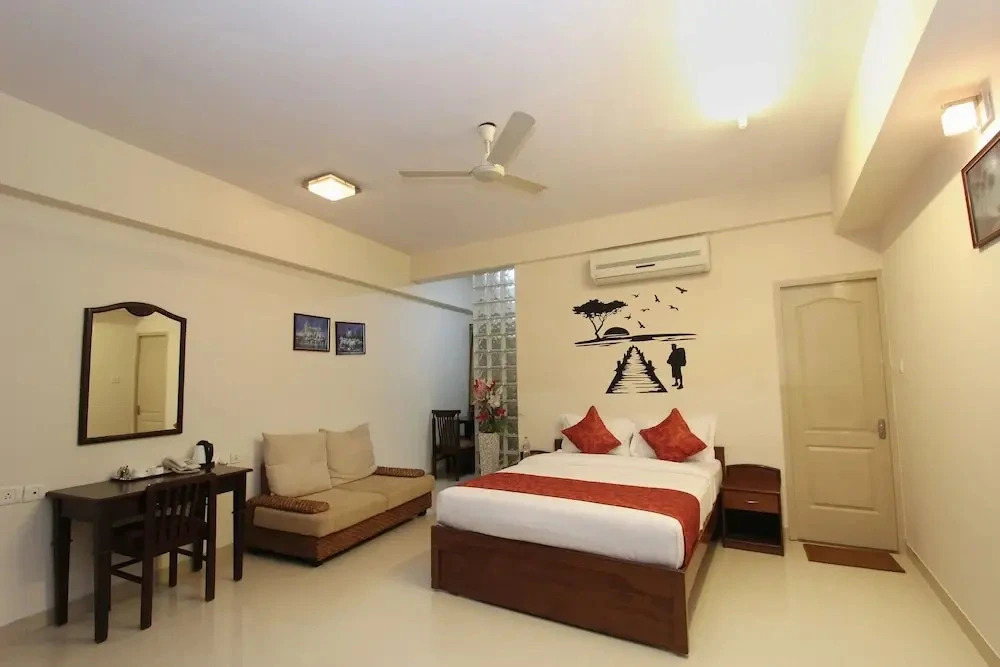 OYO Apartments Maharaja Signal