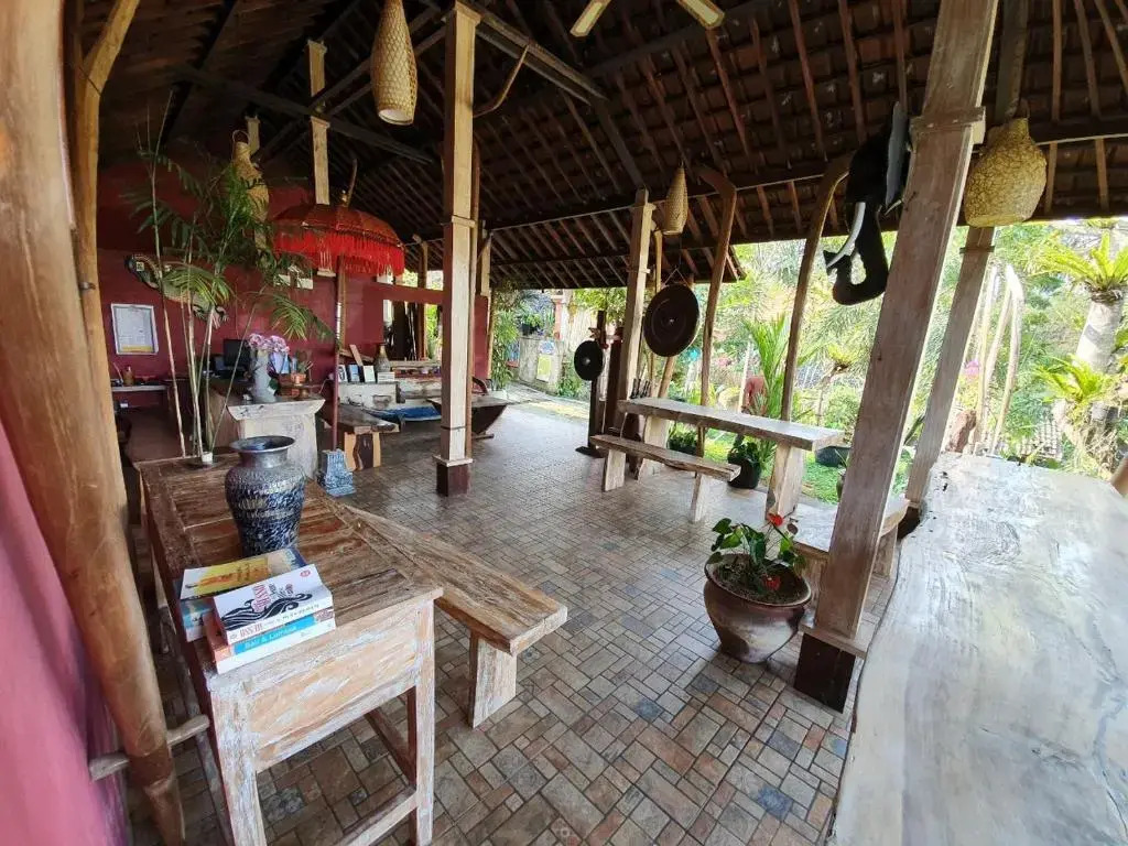 Ubud Paras Villa