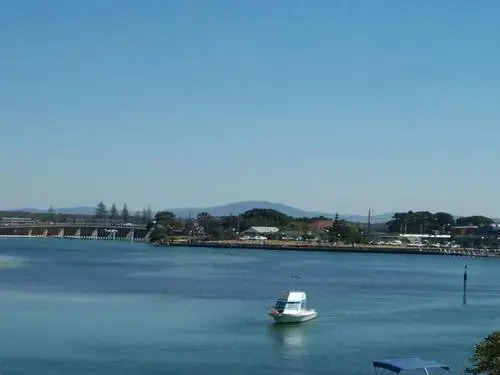 Spinnaker 102 - On The Lake!