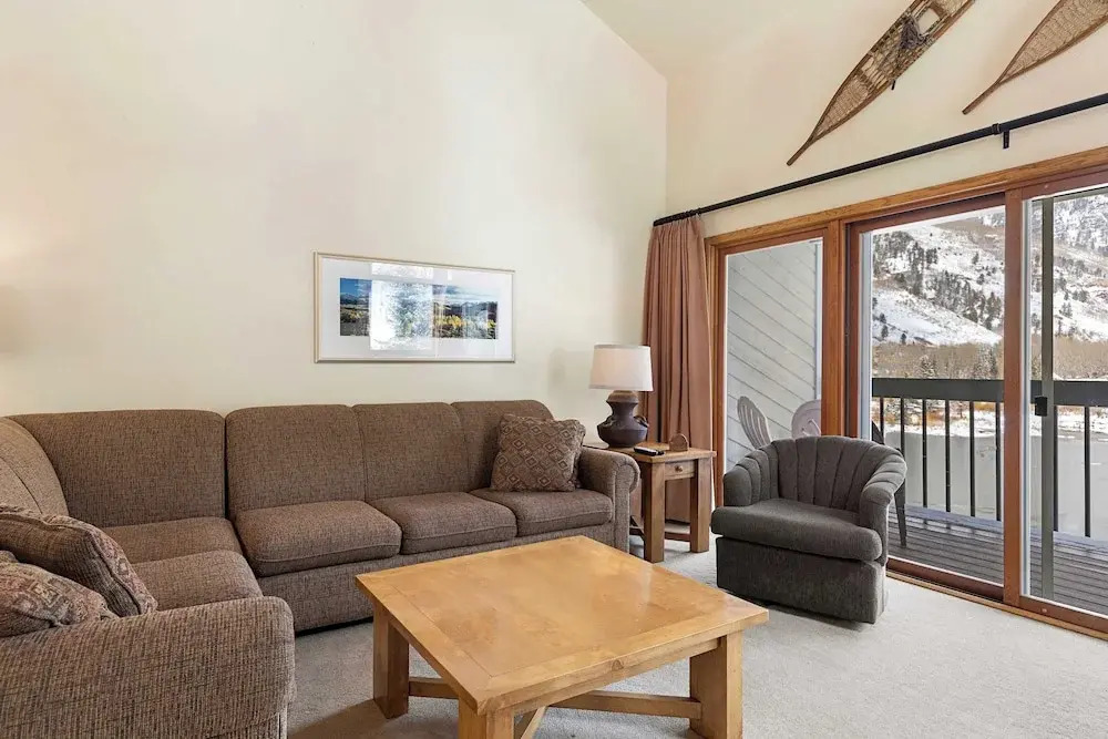 Riverside Condos B204 by Avantstay Condo Close To Downtown, Town Park & Ski Lift #8