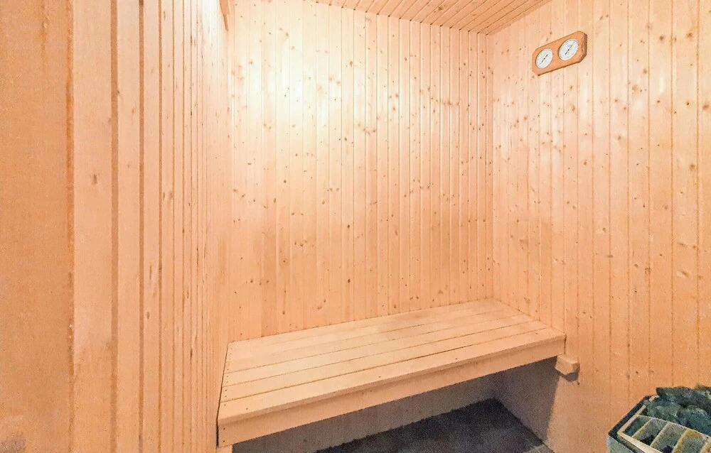 Amazing Home In Örkelljunga With Sauna