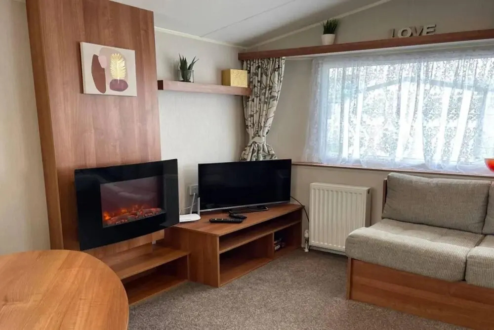 Immaculate 2-bed Sleeps 6 in Pevensey Bay