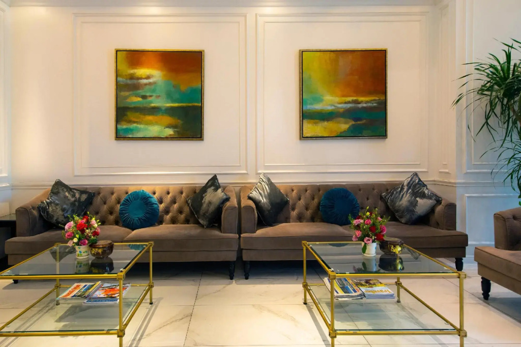 Alagon Central Hotel & Spa