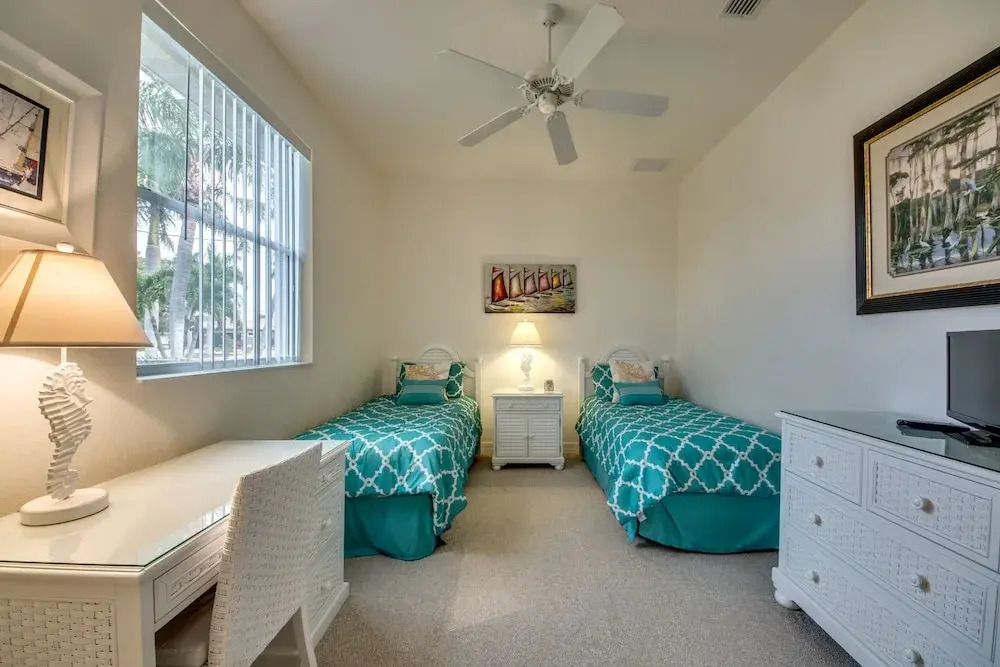 Ocean Drive SW Cape