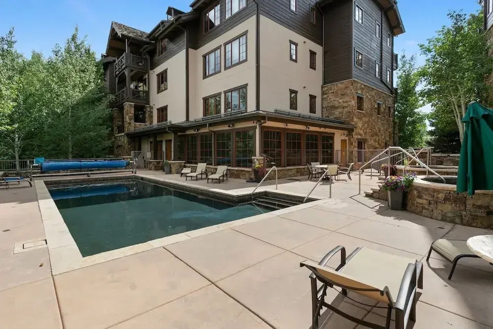 B107 Beaver Creek Landing 3 Bedroom Condo by RedAwning