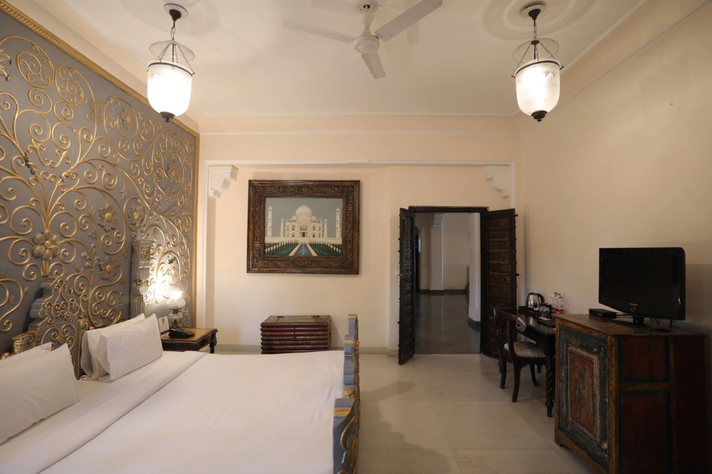 The Royal Retreat Resort & Spa