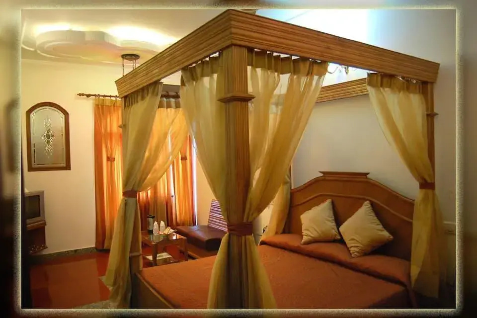 Hotel Ishan Villa