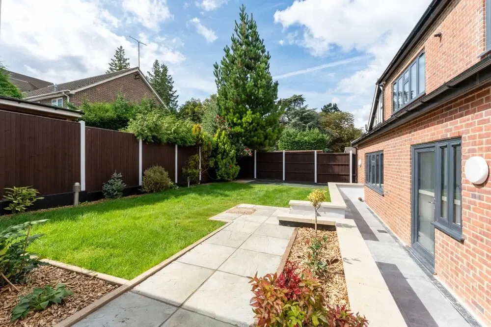 Stunning 1-bed Apartment in Purley