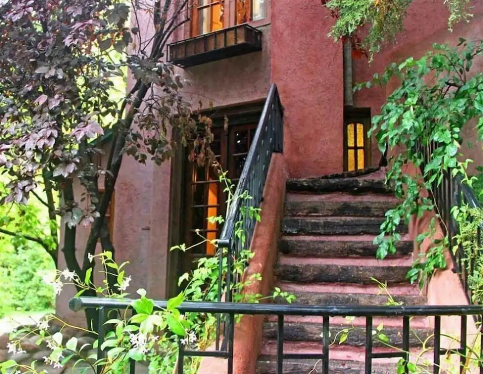 Casa Glebinias