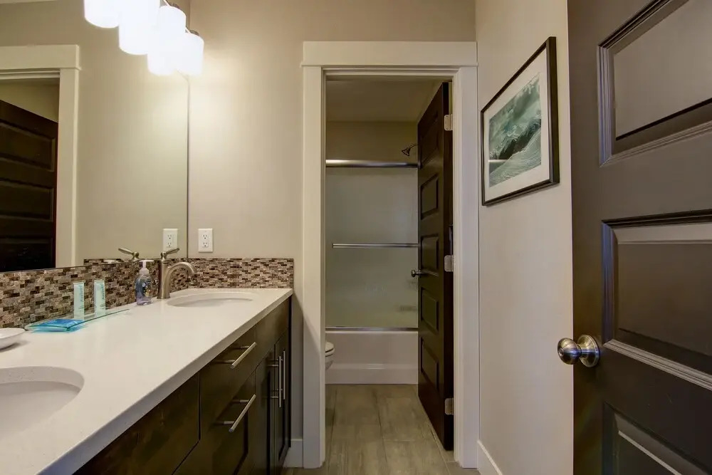 Jacksons Place 3 Bedroom Home by Redawning