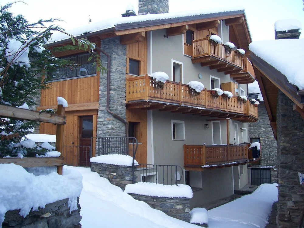 Cosy Apartment in Sarre With Heating