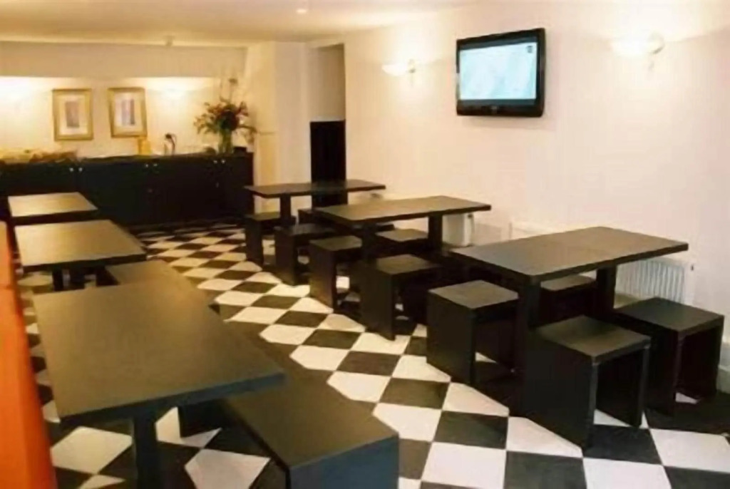 Hotel Blyss