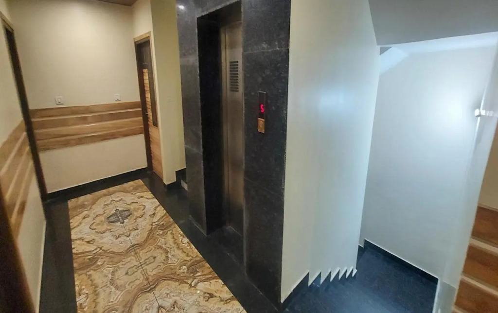 Hotel Raas Palace