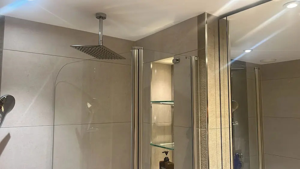 Impeccable 1-bed Apartment