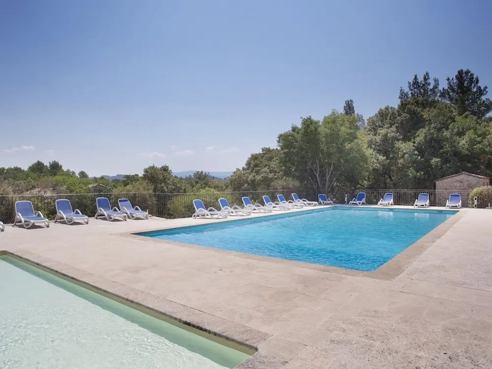 Maisonette in Gordes With Provencal Charm