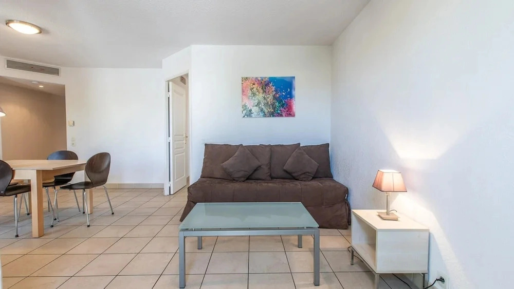 Coastal Stay for 4 in Cagnes-sur-mer