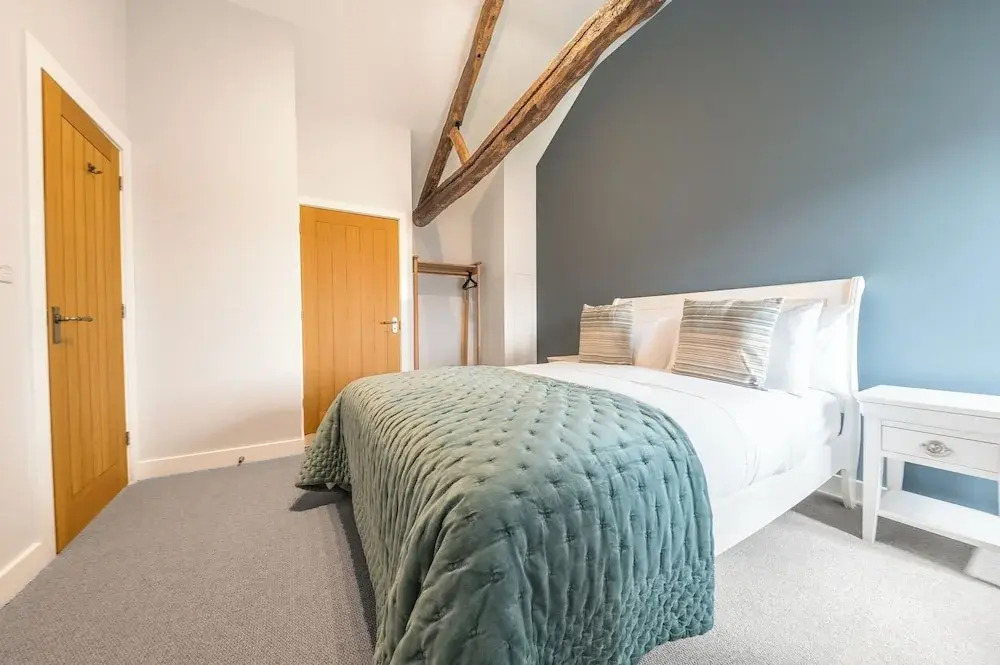 No 2 The Coach House