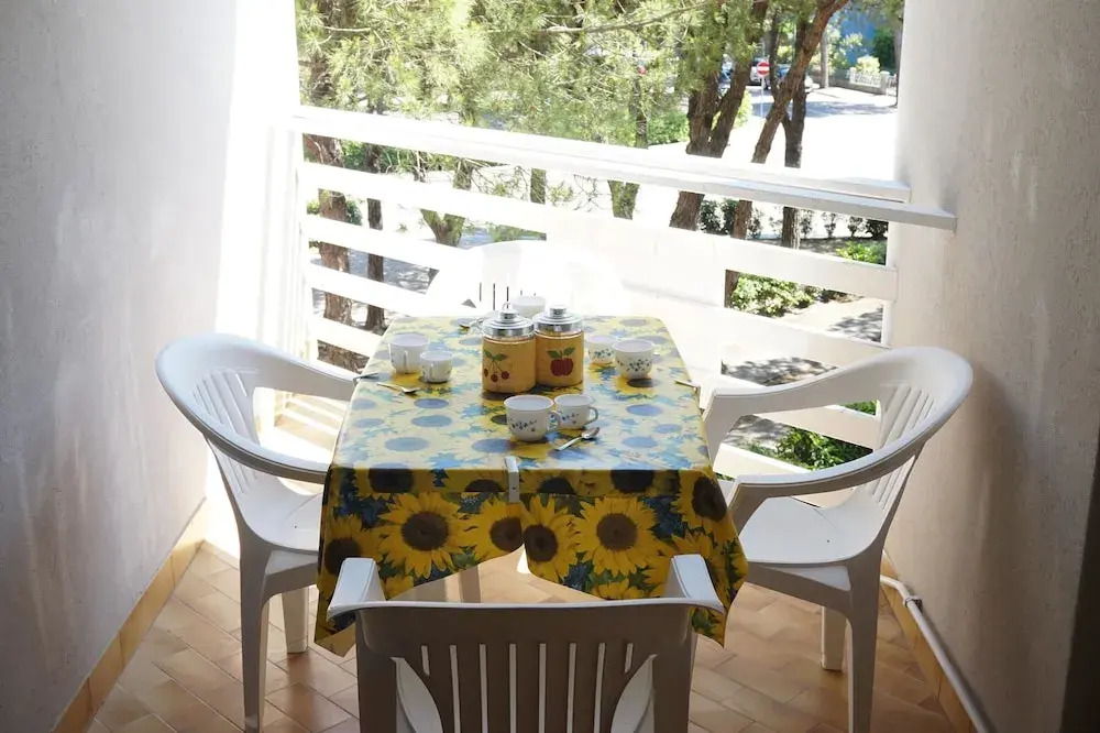 Nice Studio Apartment for 4 People in a Quiet Residential Complex by Beahost
