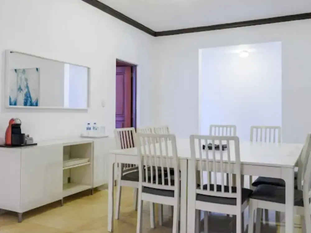 Apartment in Piantini Sleeps 12