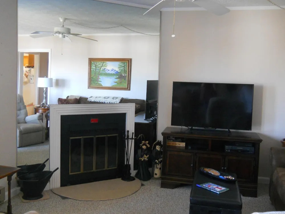 Sugar Ski & Country Club Unit 324 Silver