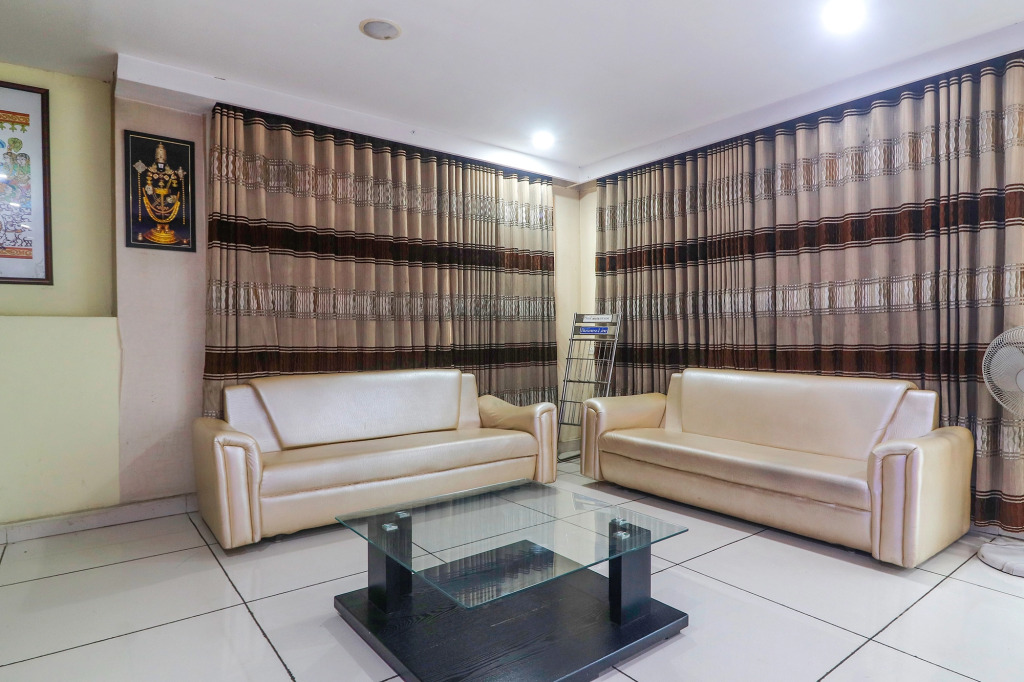 FabHotel Keerthis Anupama - Nr Indira Gandhi Stadium