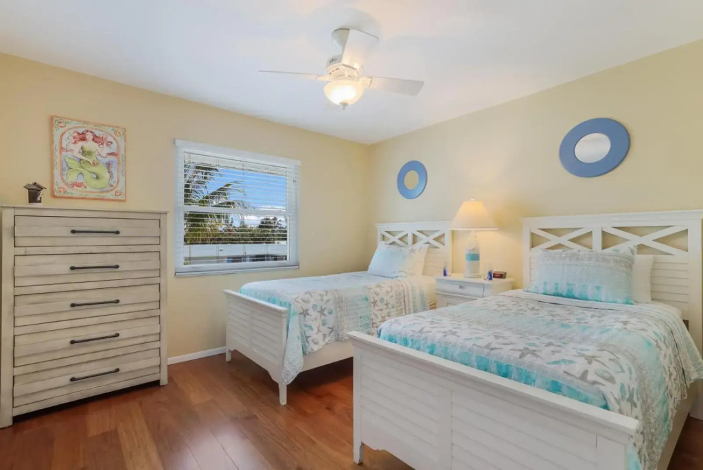 Island Hideaway East - 308B 67th