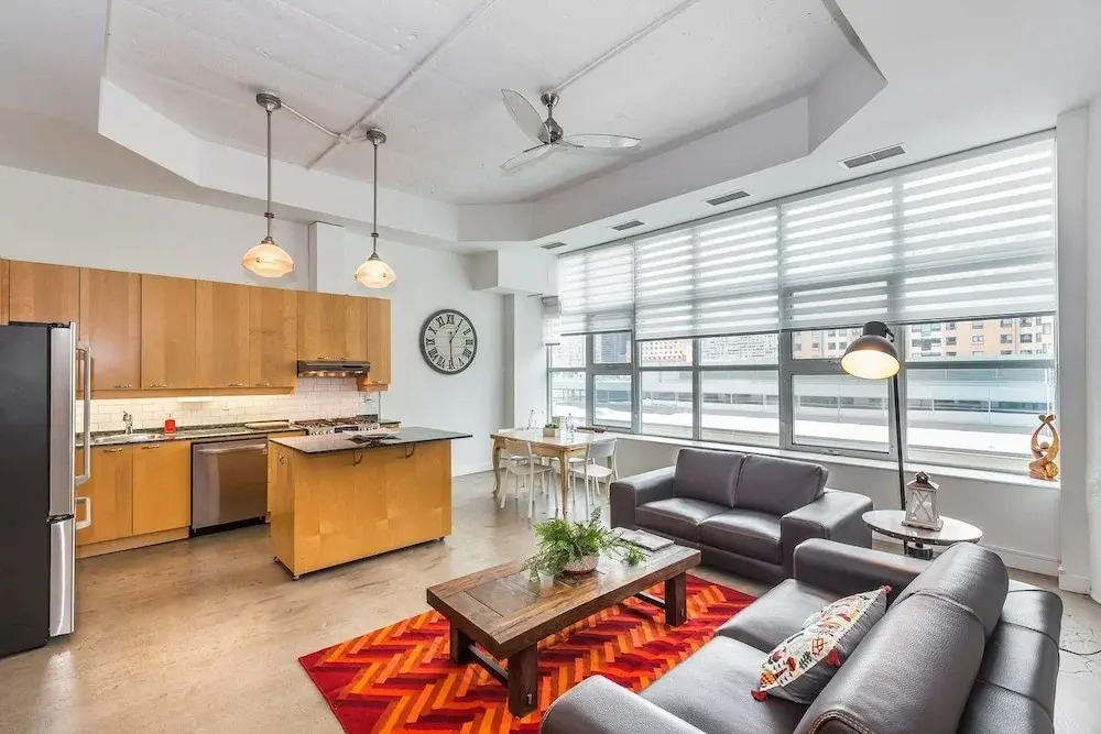 Posh & Luxury Stay in Downtown