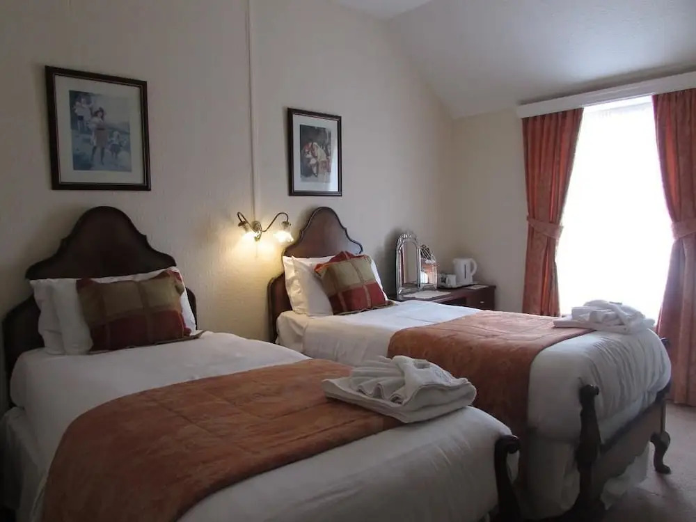 Holliers Hotel