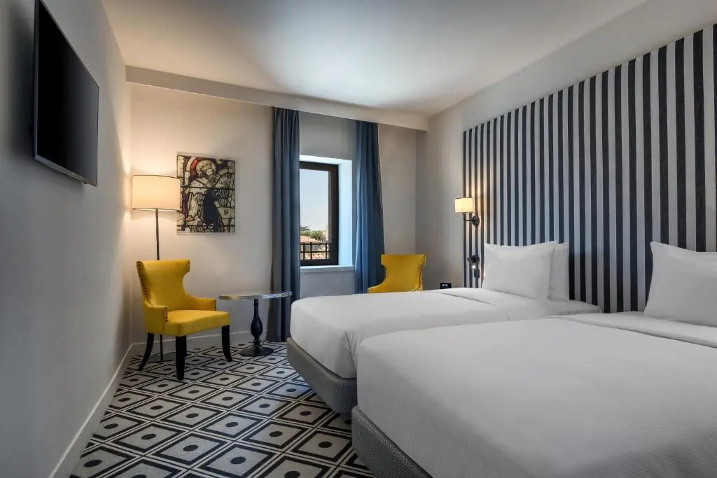Hotel du Roi & Spa by SOWELL COLLECTION