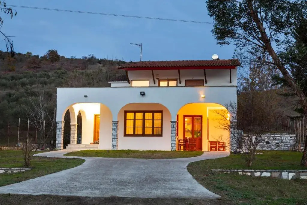 Τrικαλα - Μετεorα-Villa Toscana