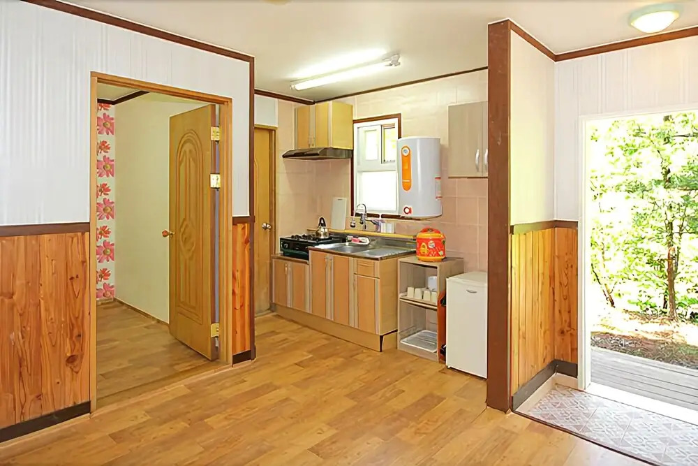 Yangyang Forest Home Pension