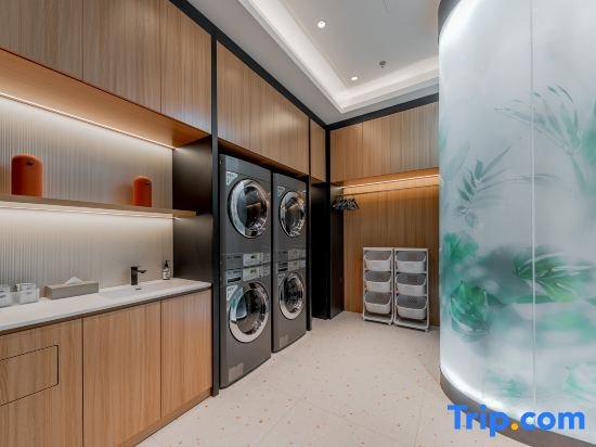 Home Inn Business Travel Hotel (Huansha Road, West Lake, Hangzhou)