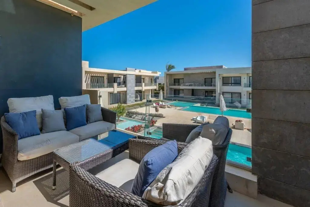 Cozy studio in GCribs with pool - Golden Apartments