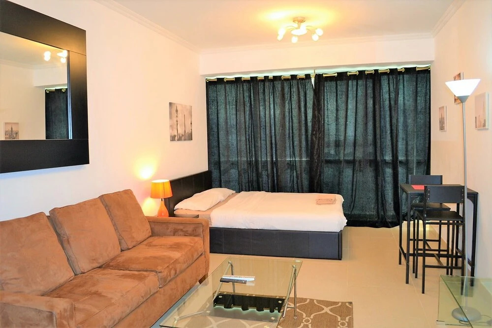 Ascapes Goldcrest Executive