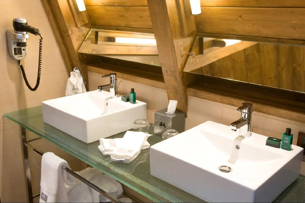 Hotel Val de Neu G.L