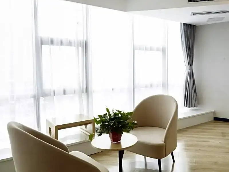 Green Tree Inn Hebei Tangshan Normal University