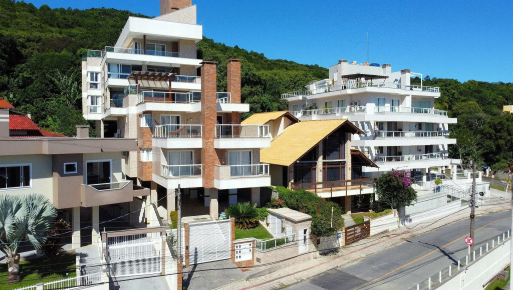 1080   Apartamento Com Vista Para O Mar Em Bombinhas