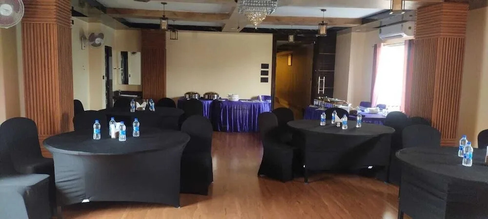 Poddar Residency