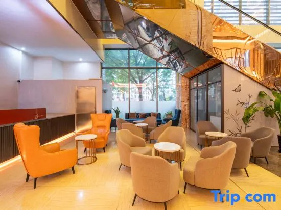 Rezen Hotel