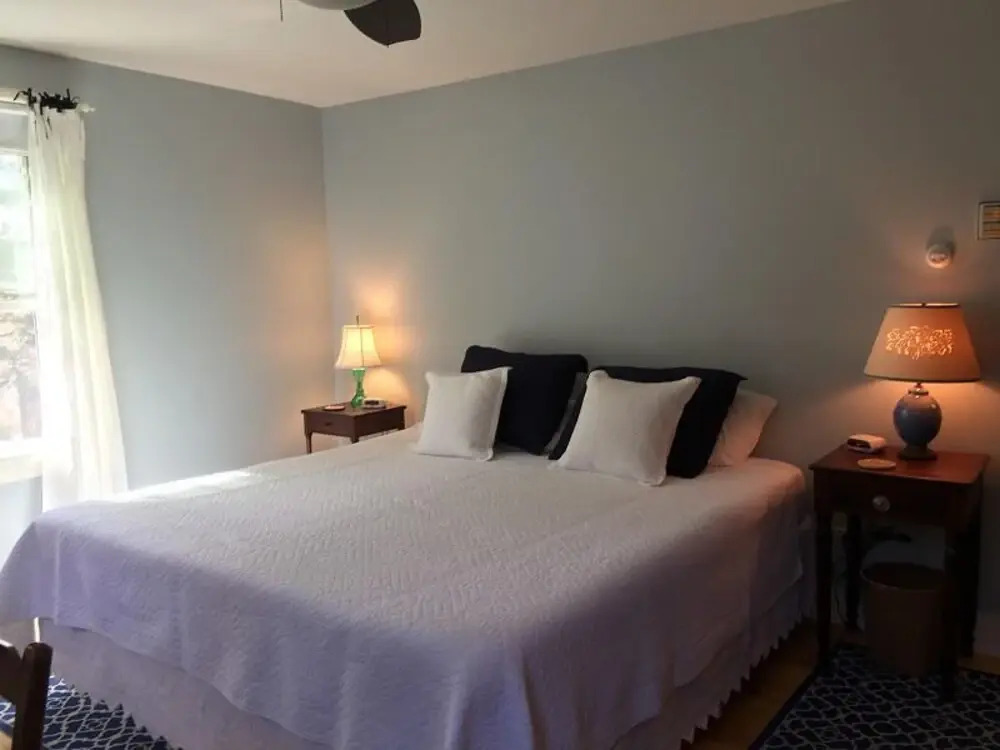 220 Bay View Road - Three Bedroom House