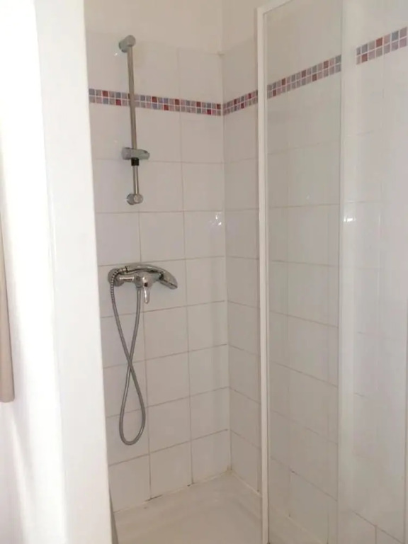 House With 2 Bedrooms in Martigues, With Pool Access, Enclosed Garden