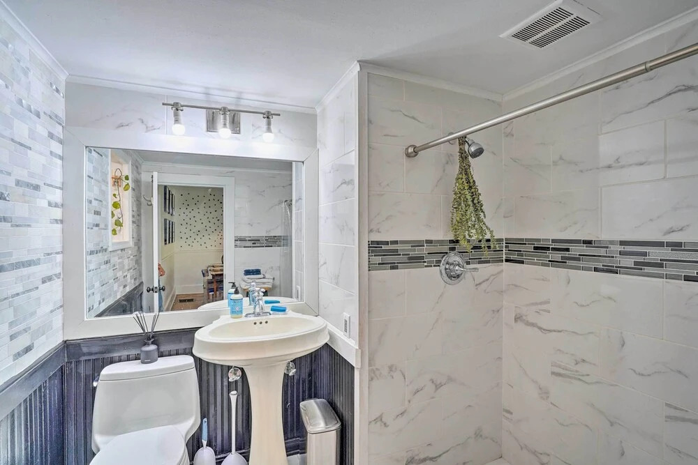 Eclectic Troy Home w/ Hot Tub - Pet Friendly!