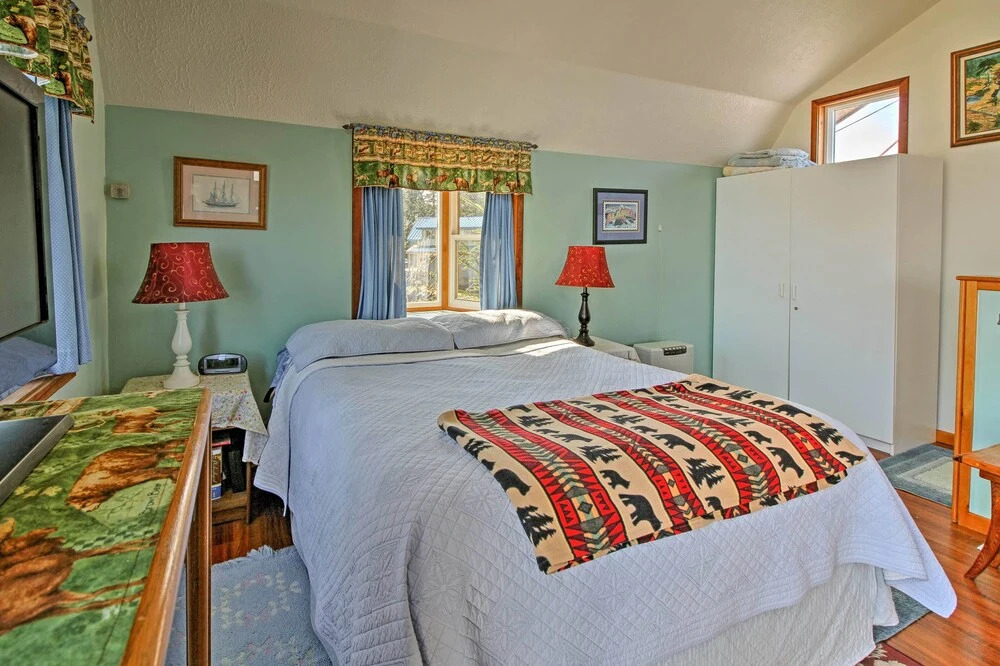 'A Room With a View' Peaceful Retreat on PoW