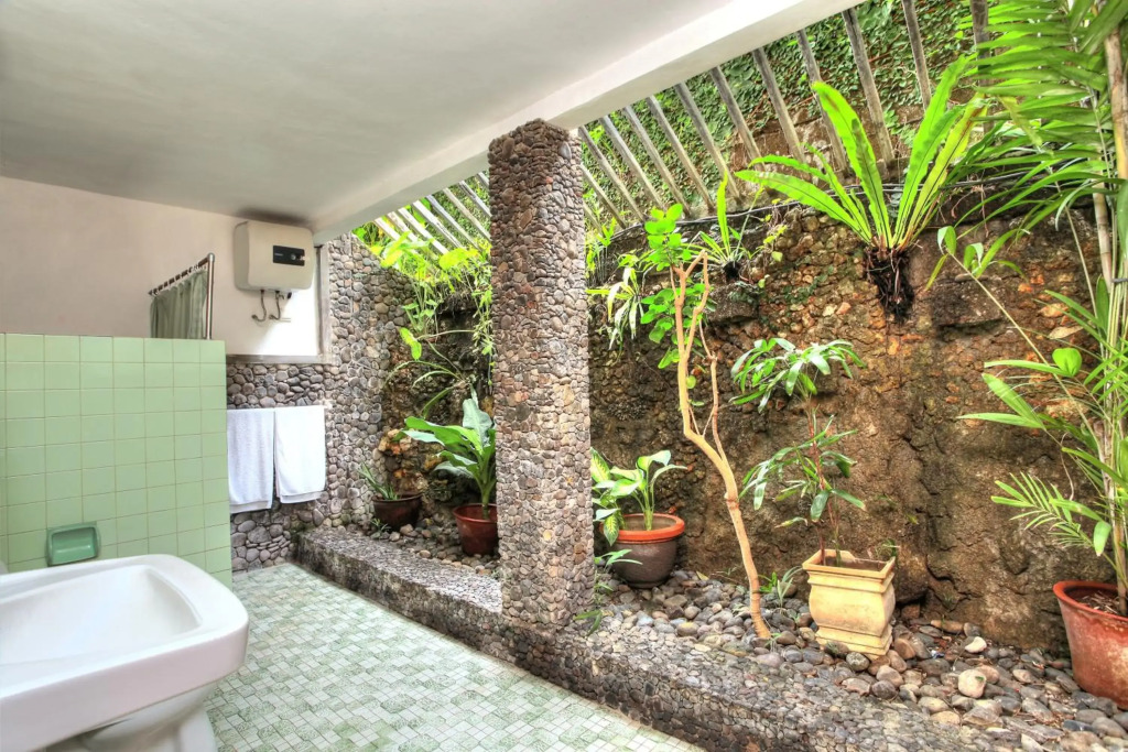 Raja Gardens Hotel